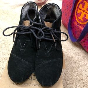 Toms Desert Wedge Bootie